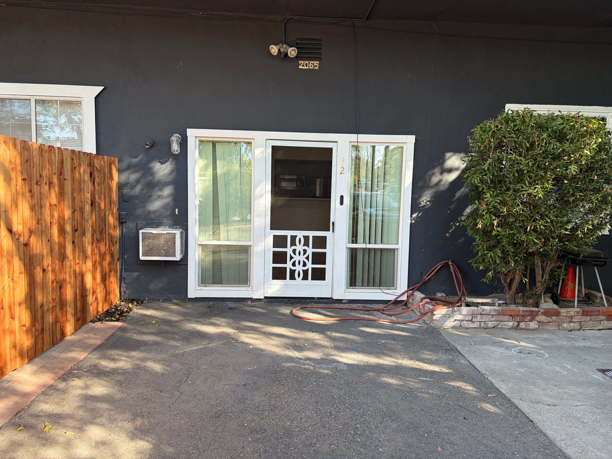Sacramentno Apartment: 2065 15th Avenue, Unit 12