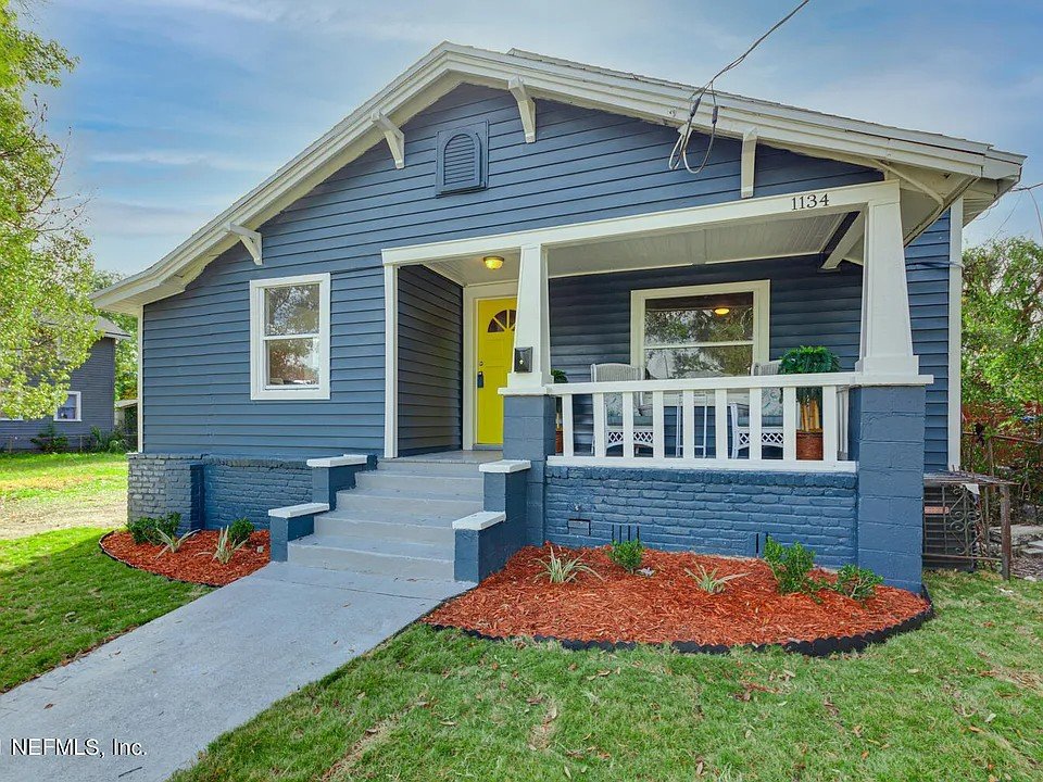 Jacksonville House: 1134 Pippin St