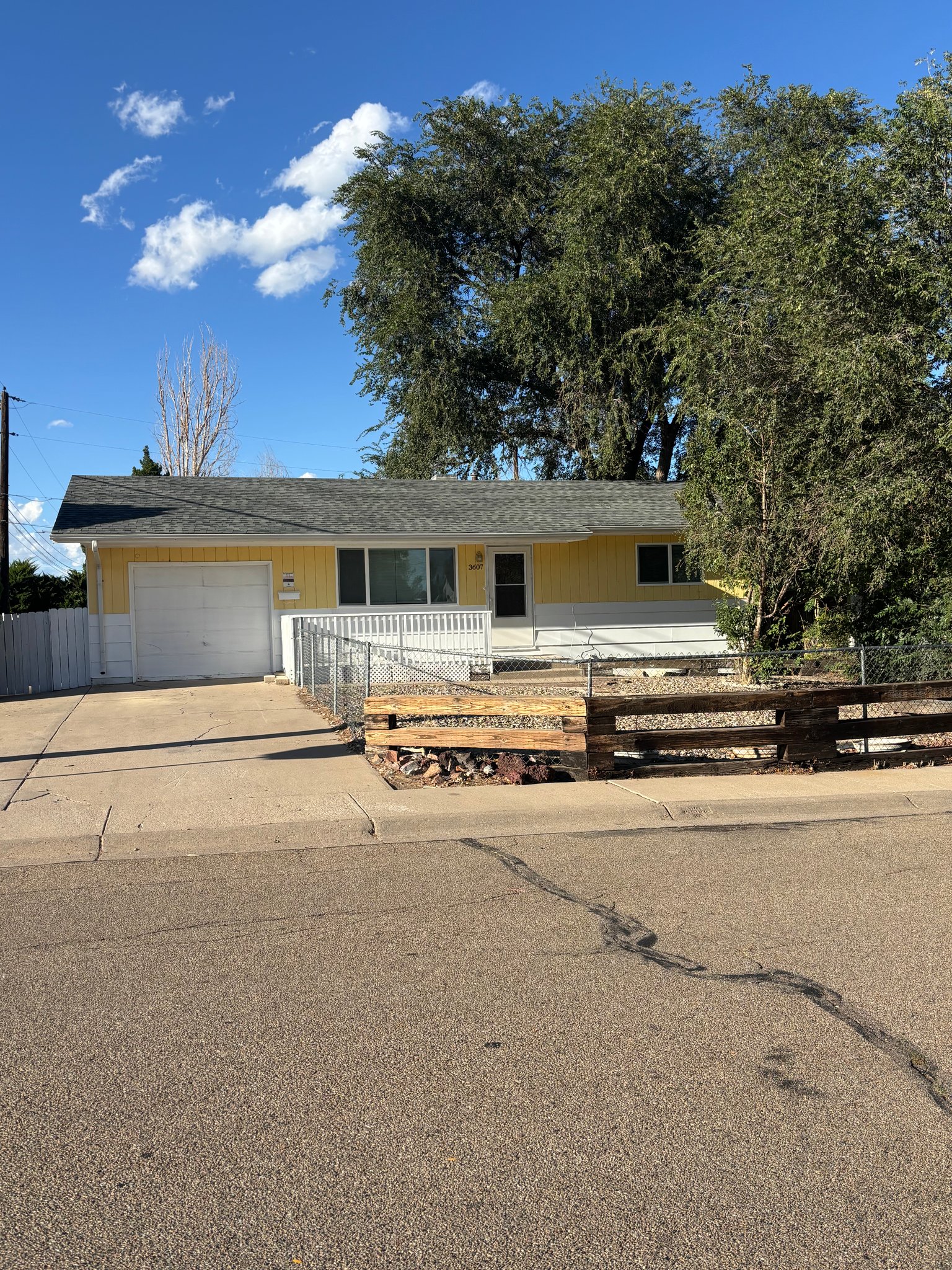 Pueblo House: 3607 Sheffield Ln