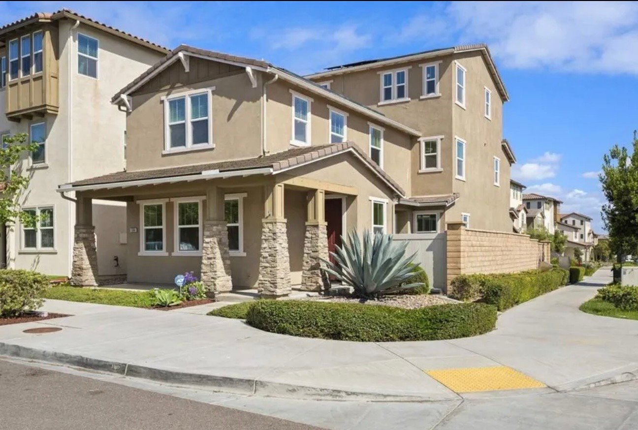 Chula Vista Single Room: 1304 Keck Rd.