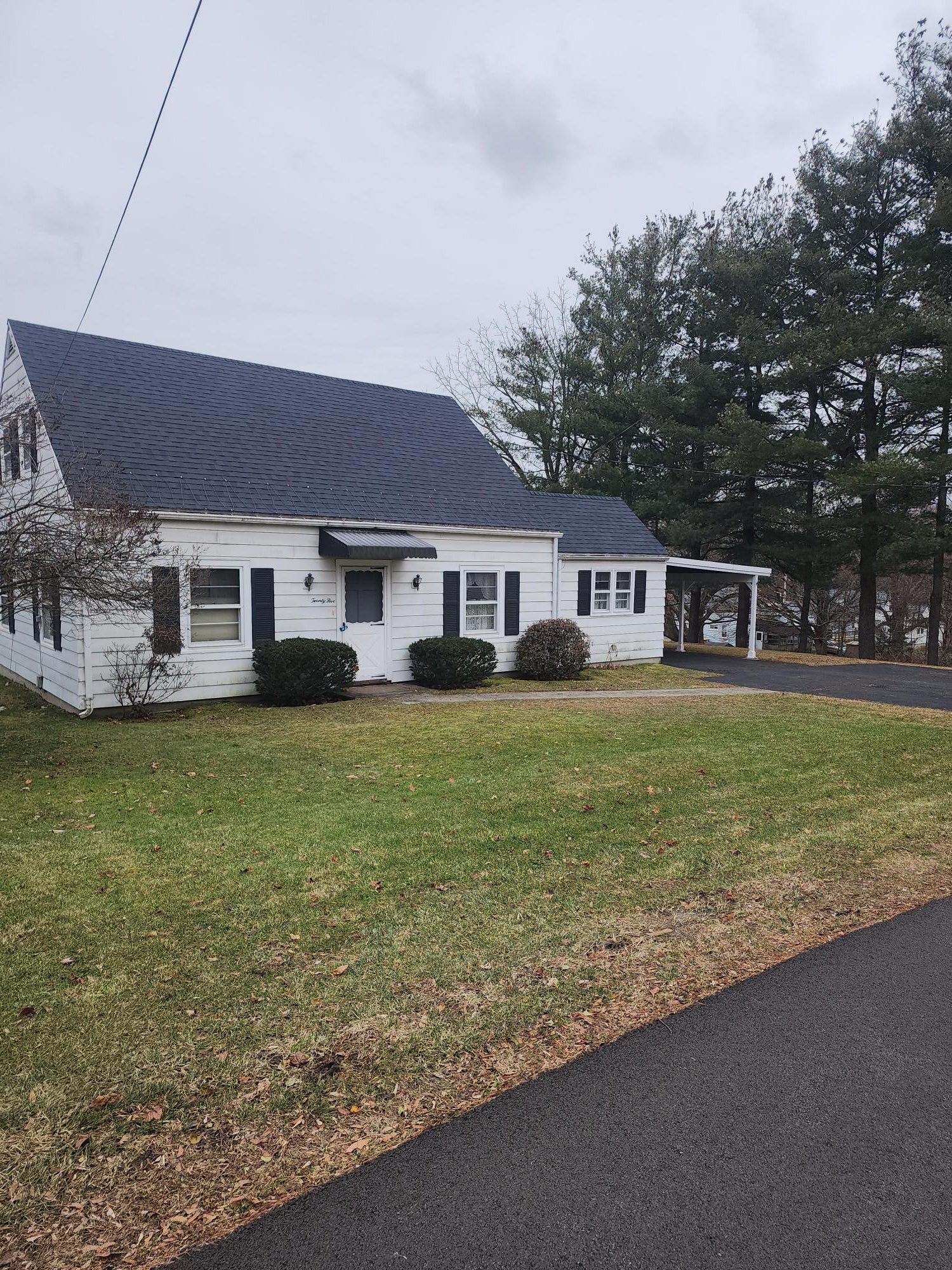 Troy House: 25 Packer Ave