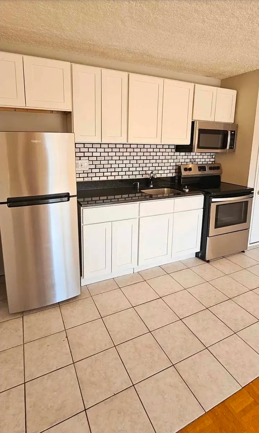 New Haven Apartment: 31 Austin St
