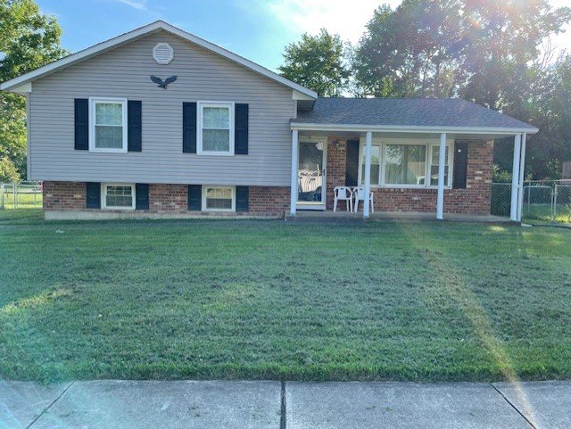 Newark House: 809 Broadfield Drive