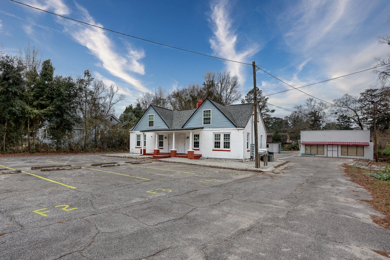 Savannah Apartment: 55 Main St