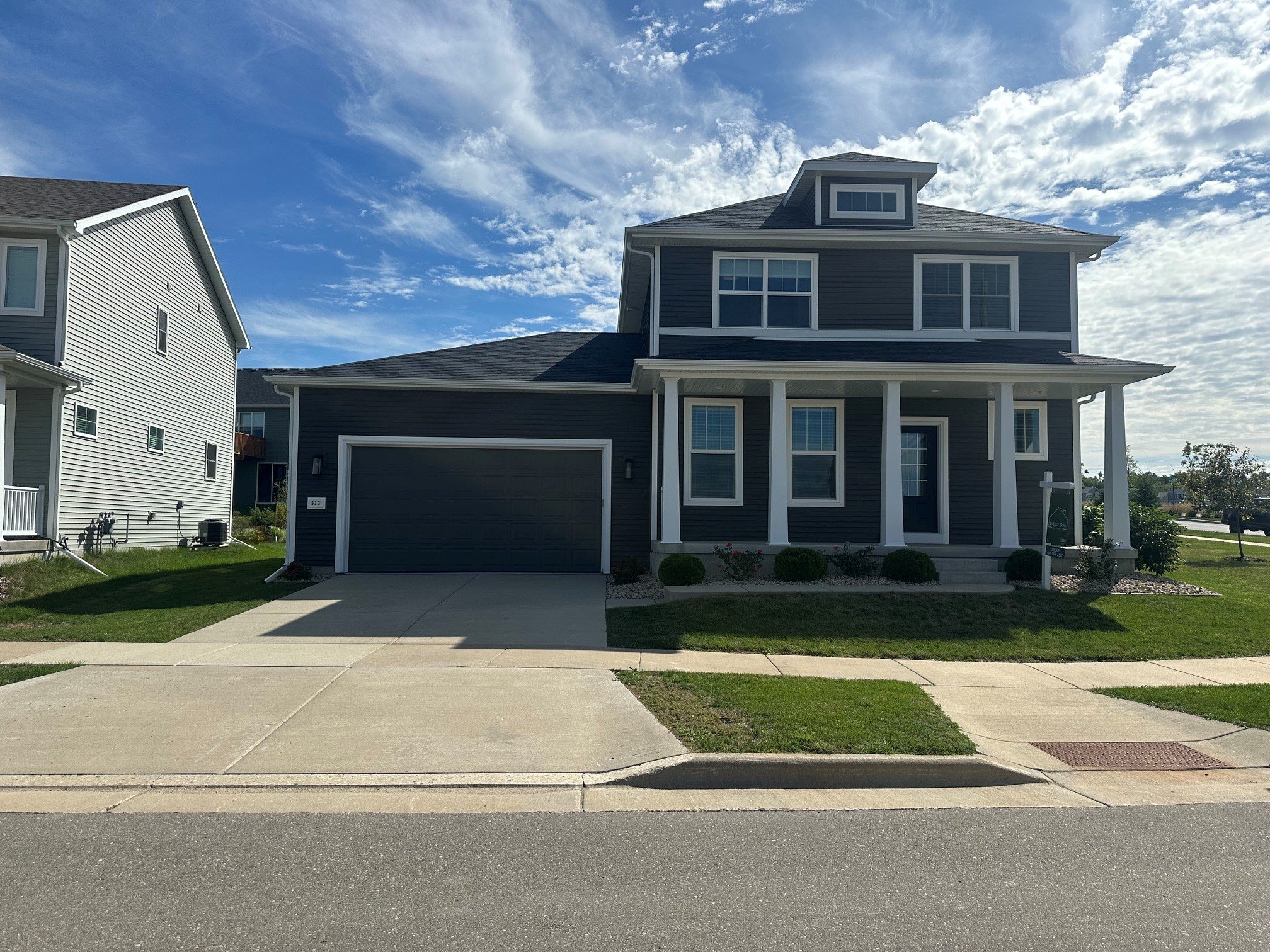 Madison House: 533 redan dr