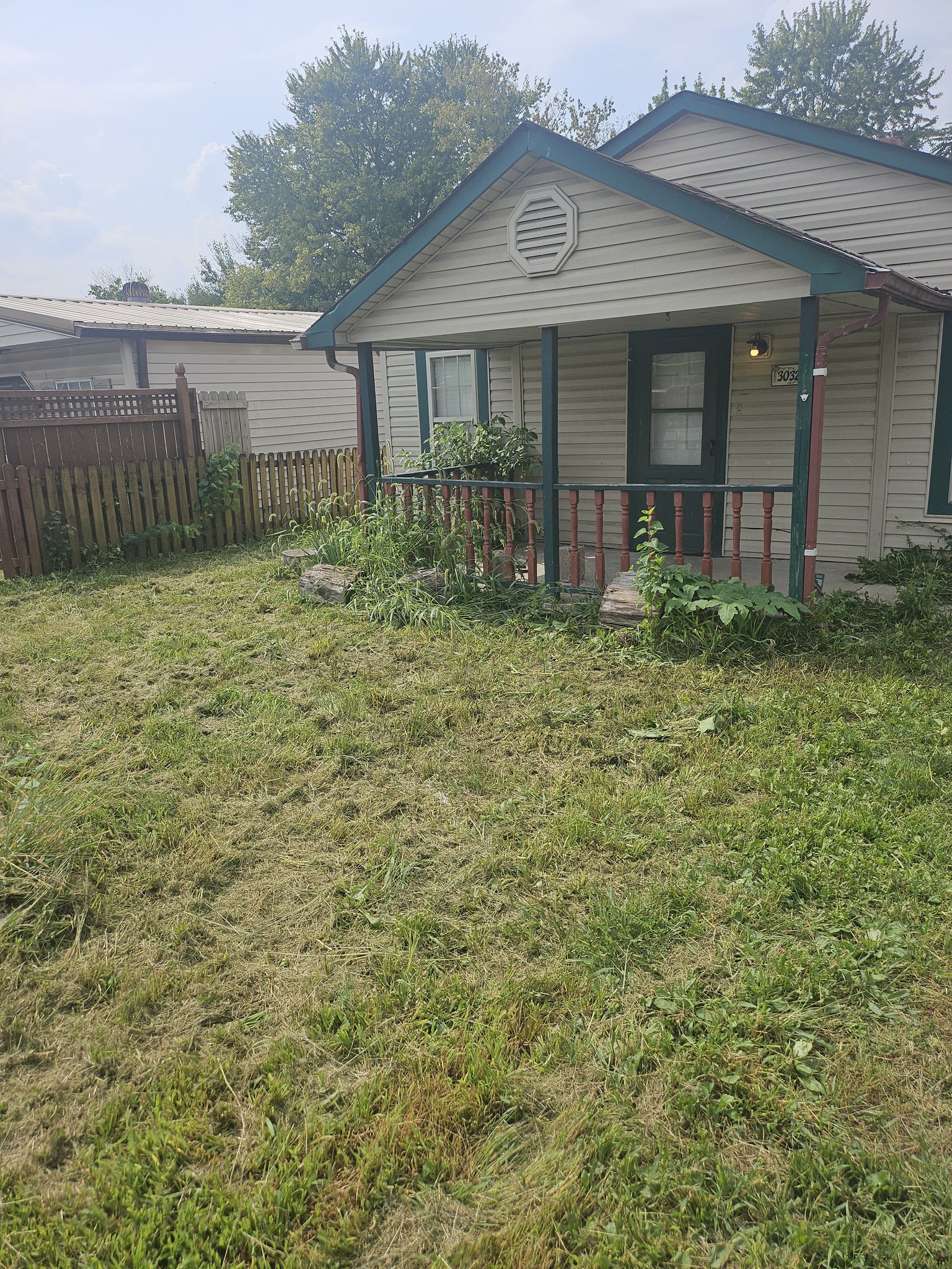 Indianapolix House: 3032 Mars hill st