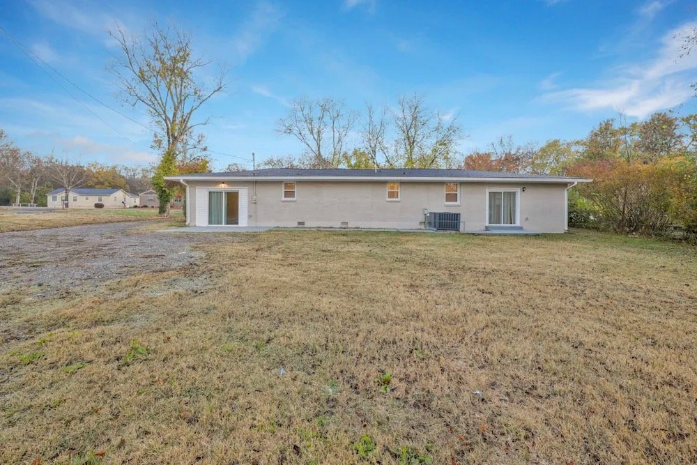 Goodlettsville House: 234 Mccoin Dr