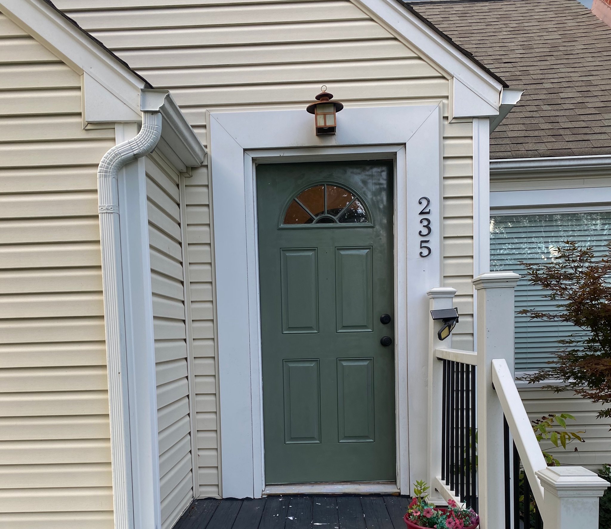 Fincastle House: 235 Herndon Street