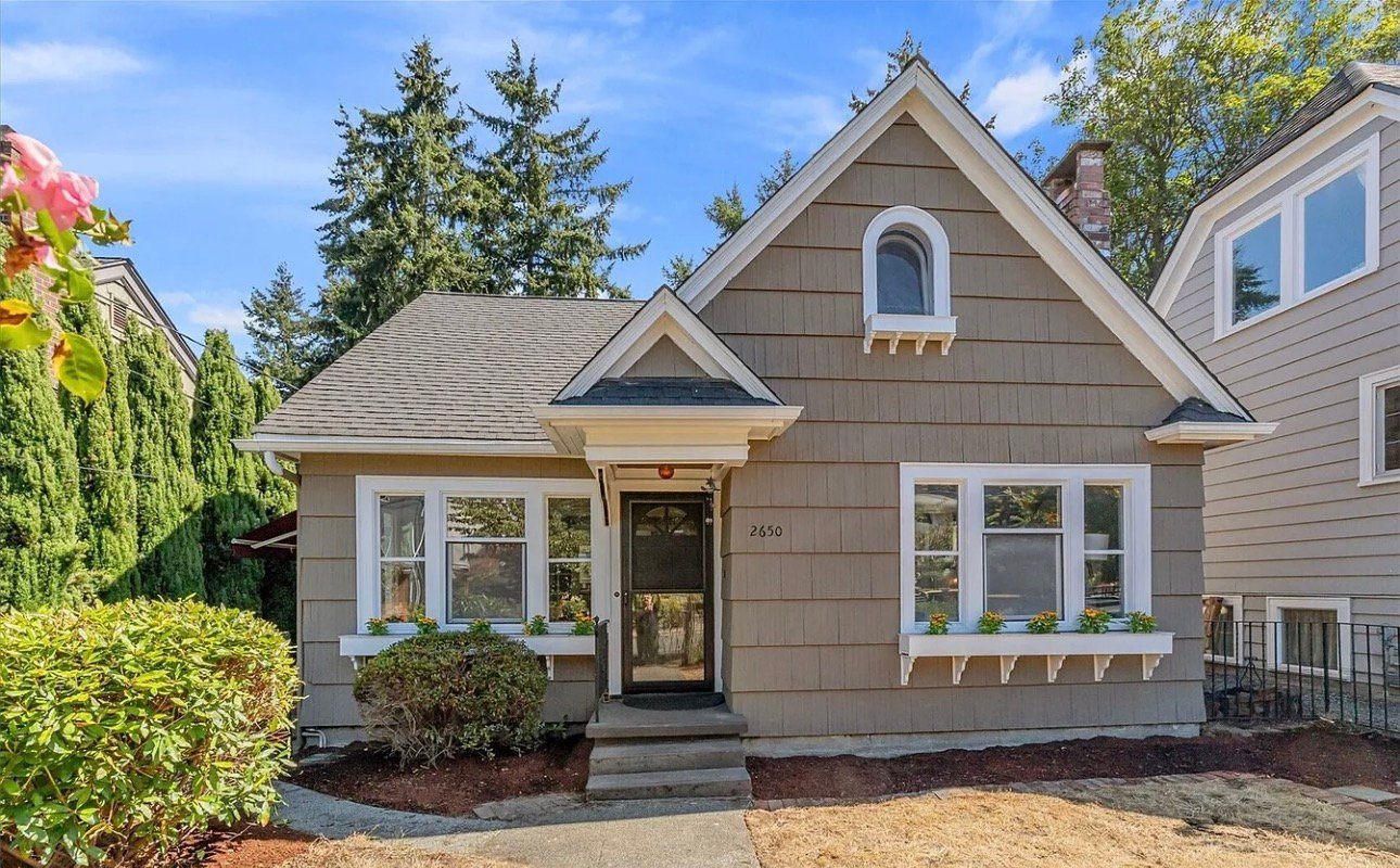 Seattle House: 2650 Walnut Ave SW