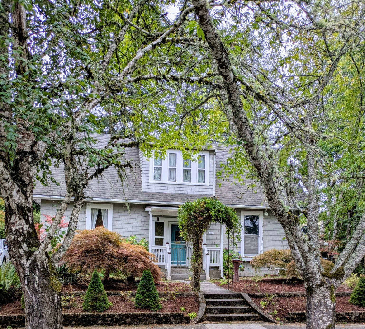 Forest Grove House: 1924 17th Ave
