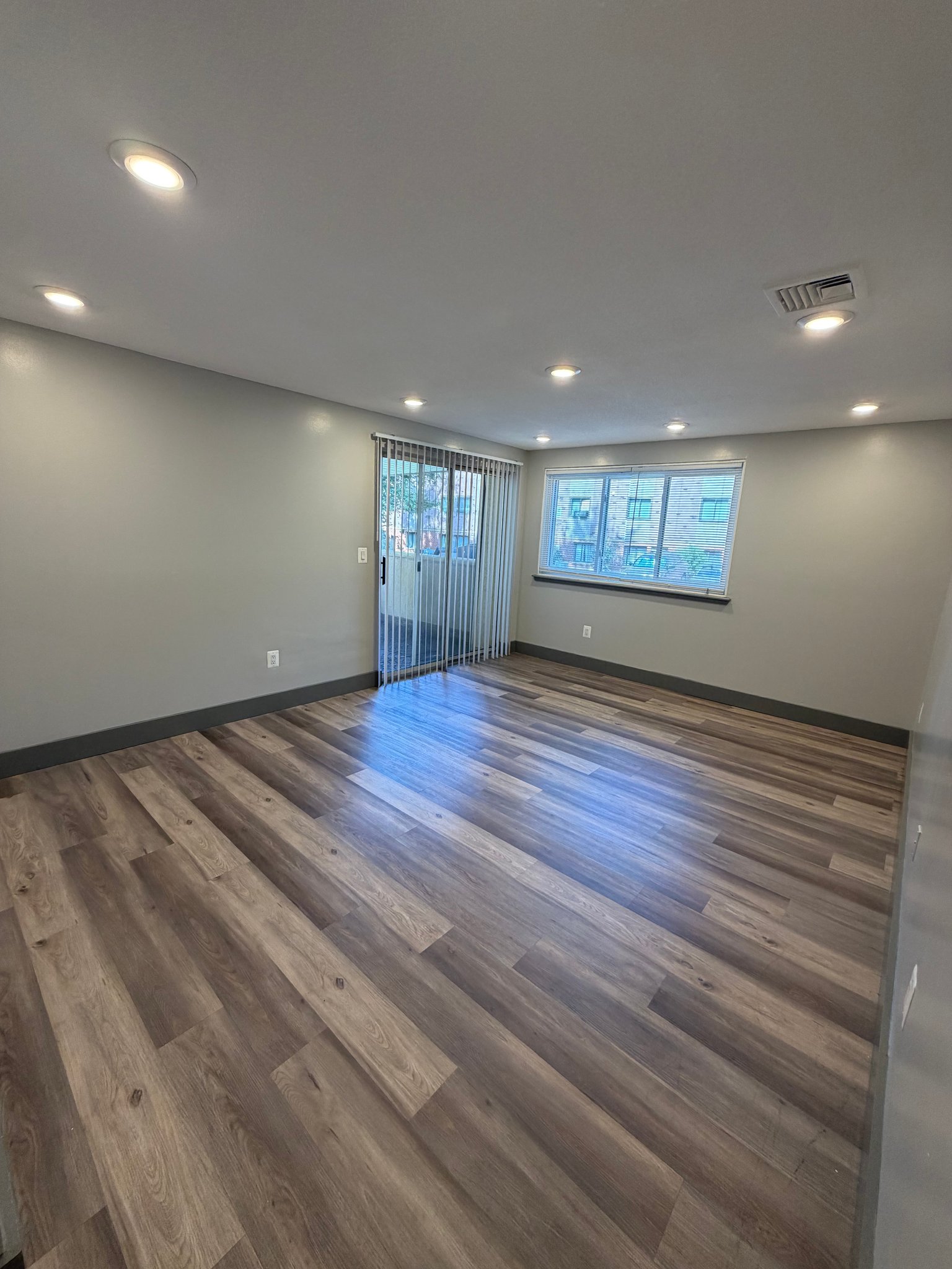 New Britain Condo: 1390 East St