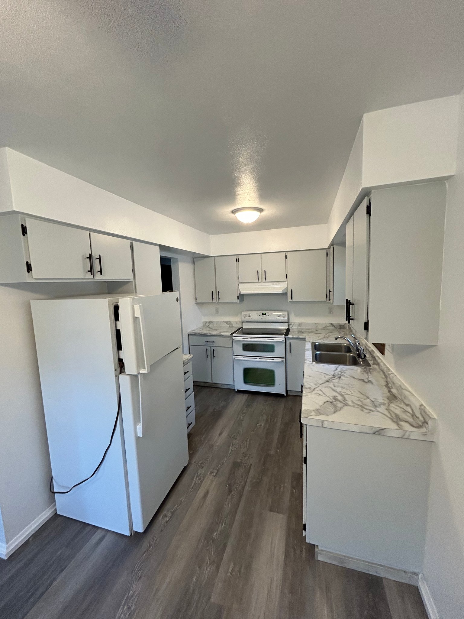 Oshkosh Townhome: 1050a Van Buren Ave
