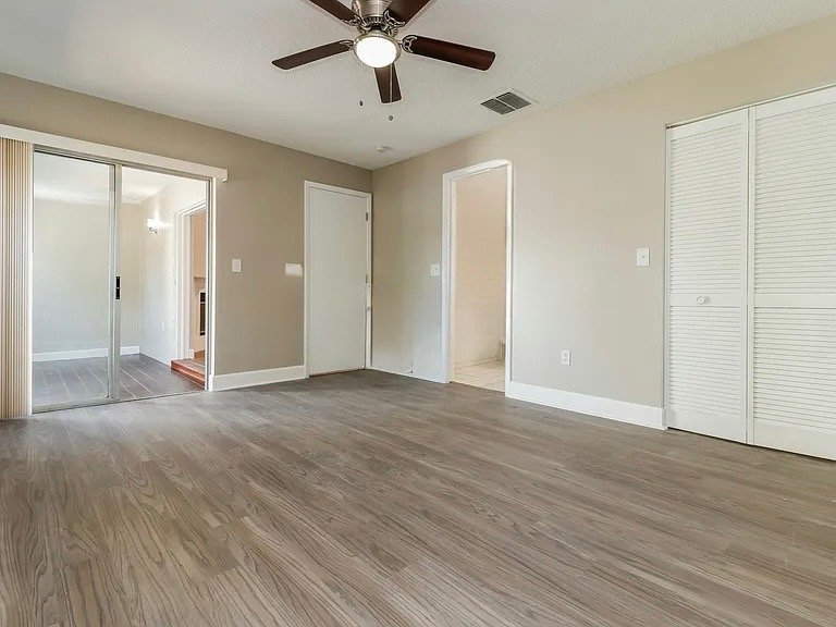 Tampa House: 11643 Sunshine Pond Rd