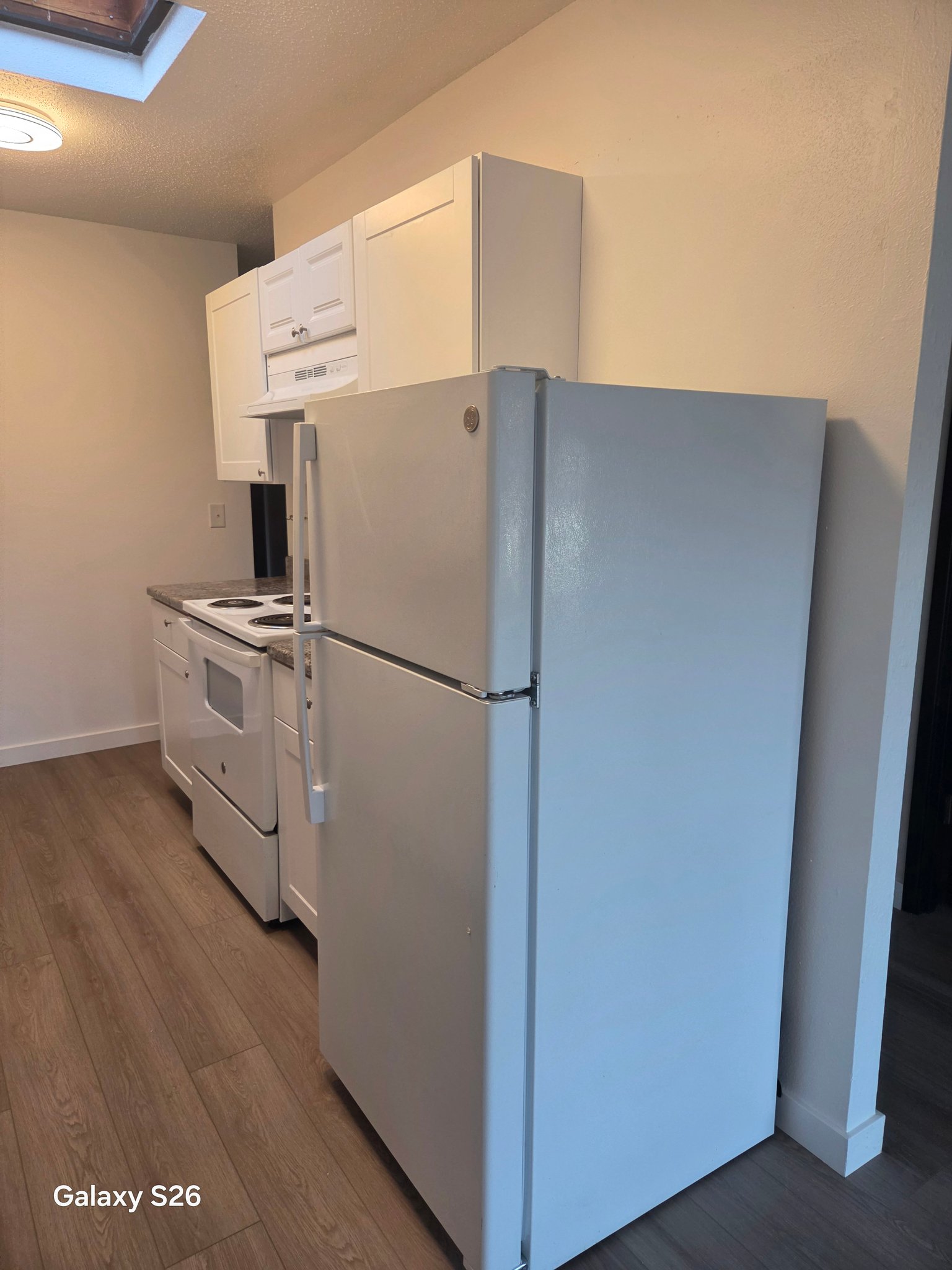 Burien Apartment: 2022 SW 152nd St Unit B