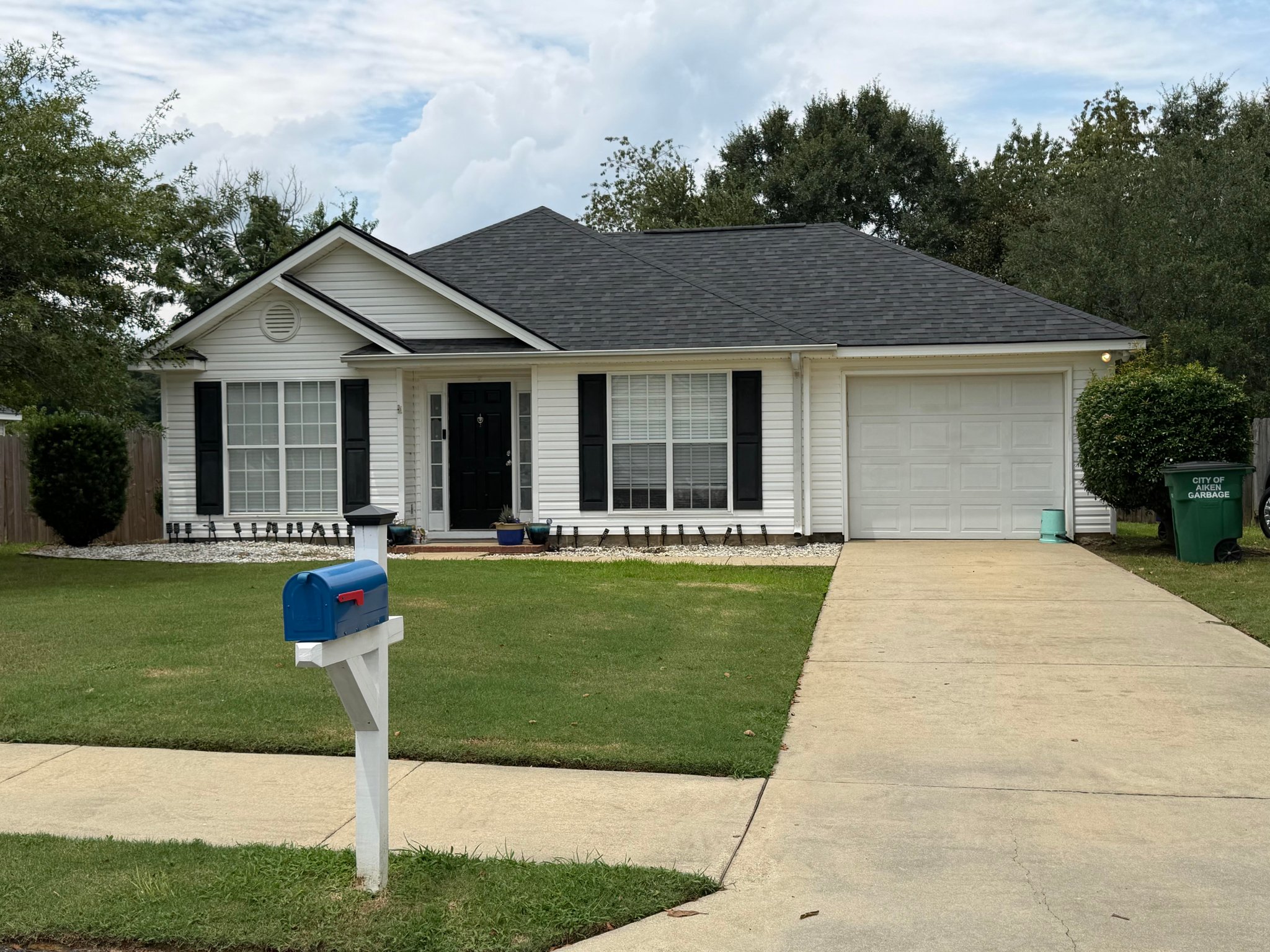 Aiken House: 223 Sand Fox Pl