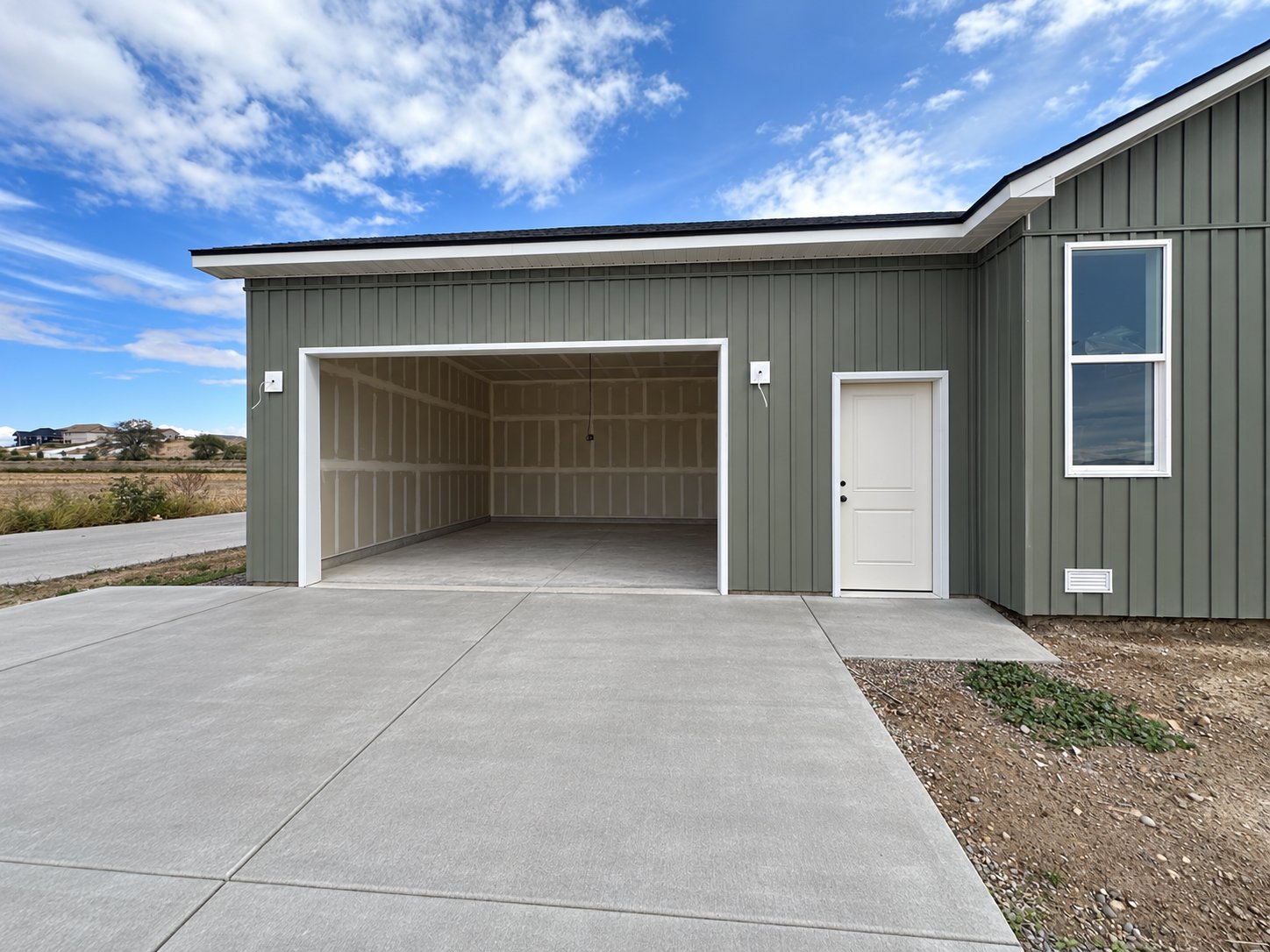 Chubbuck Multiplex: 580 Aurora Blvd