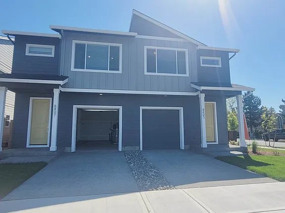 Vancouver House: 8407 NE 134th Pl