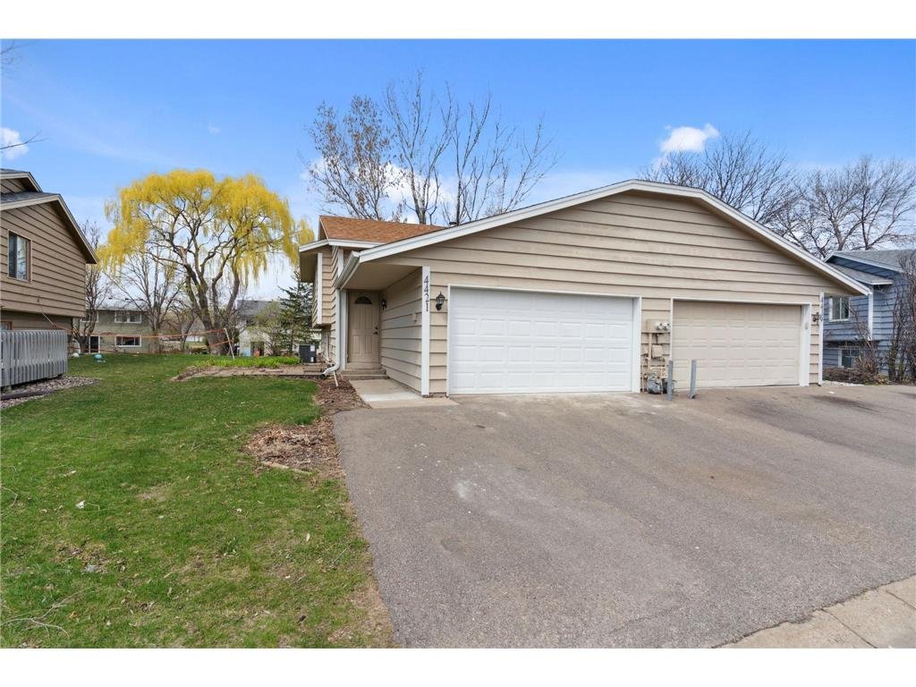 Eagan Townhome: 4421 Cinnamon Ridge Circle