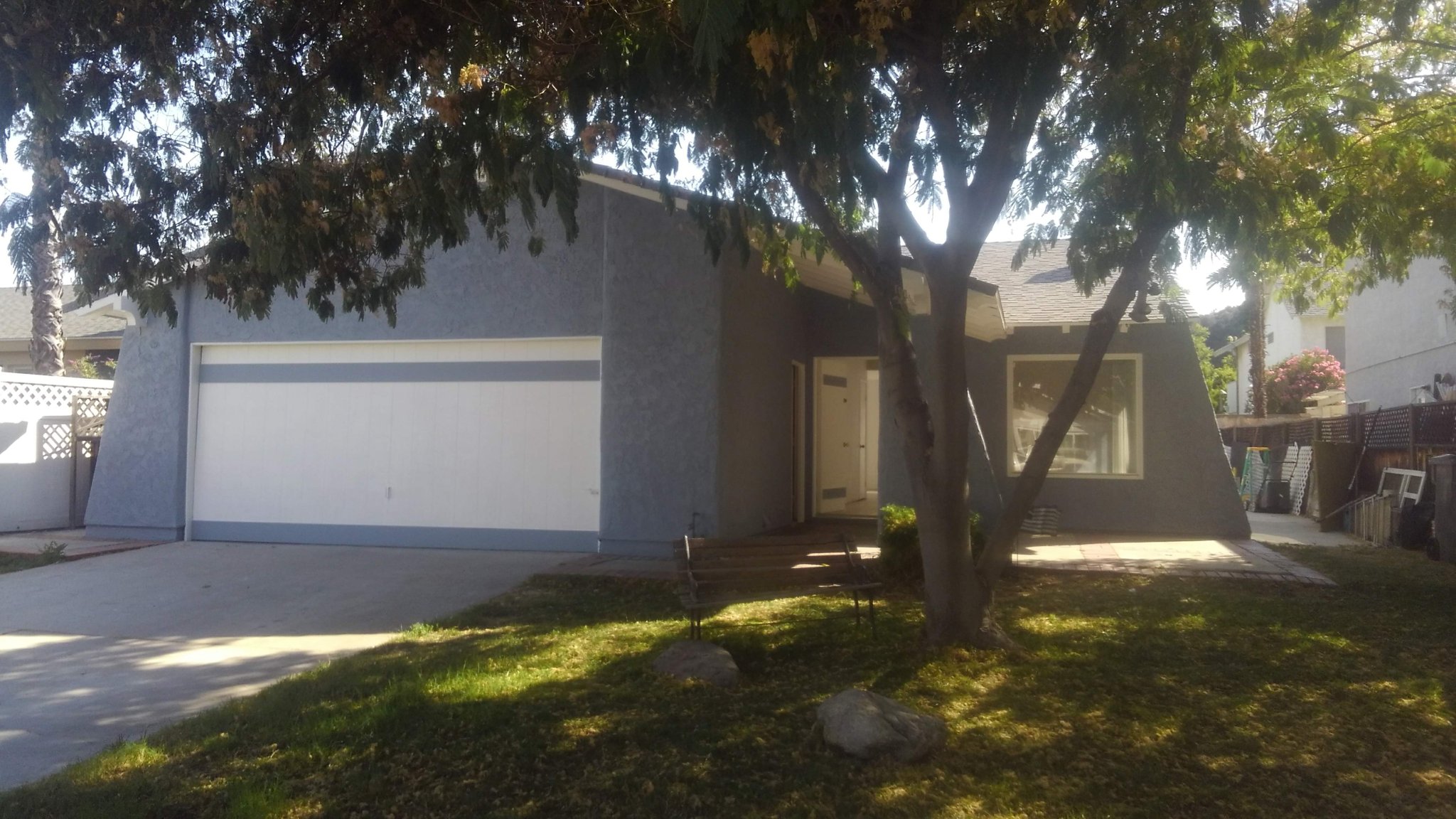 Valencia House: 25353 via telino