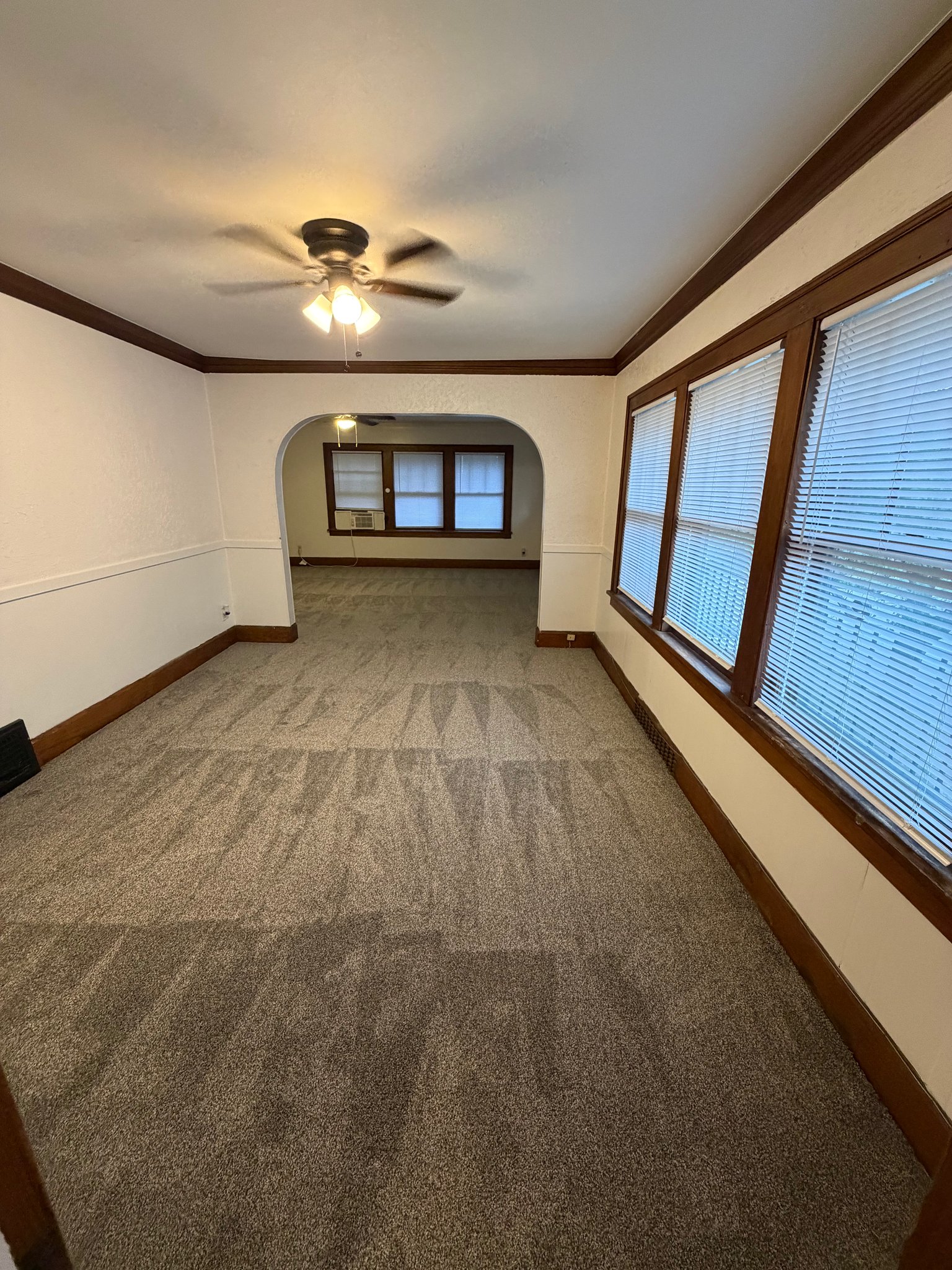 Rockford Apartment: 1404 N Church St