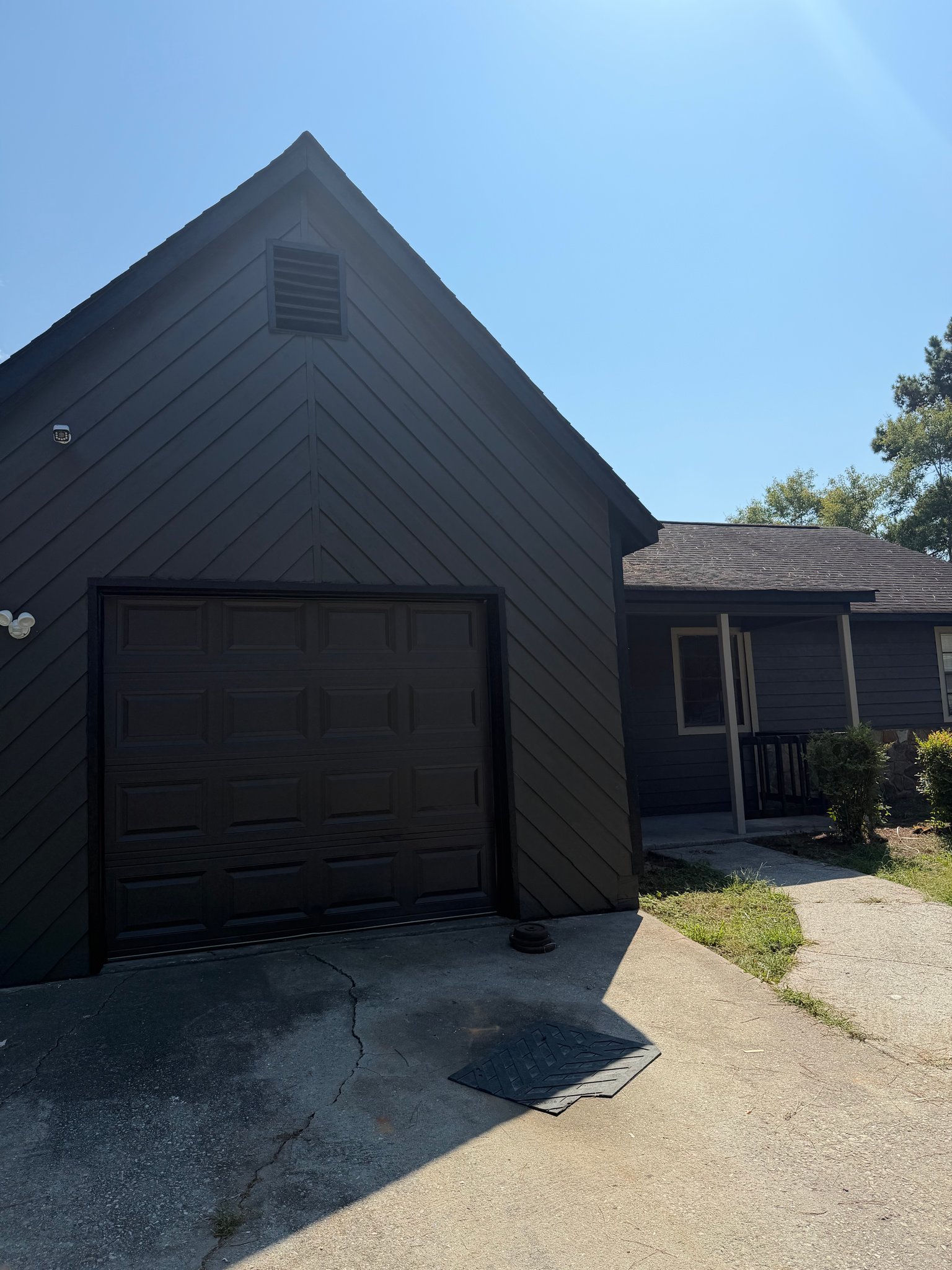 Jonesboro House: 414 Crest Ct