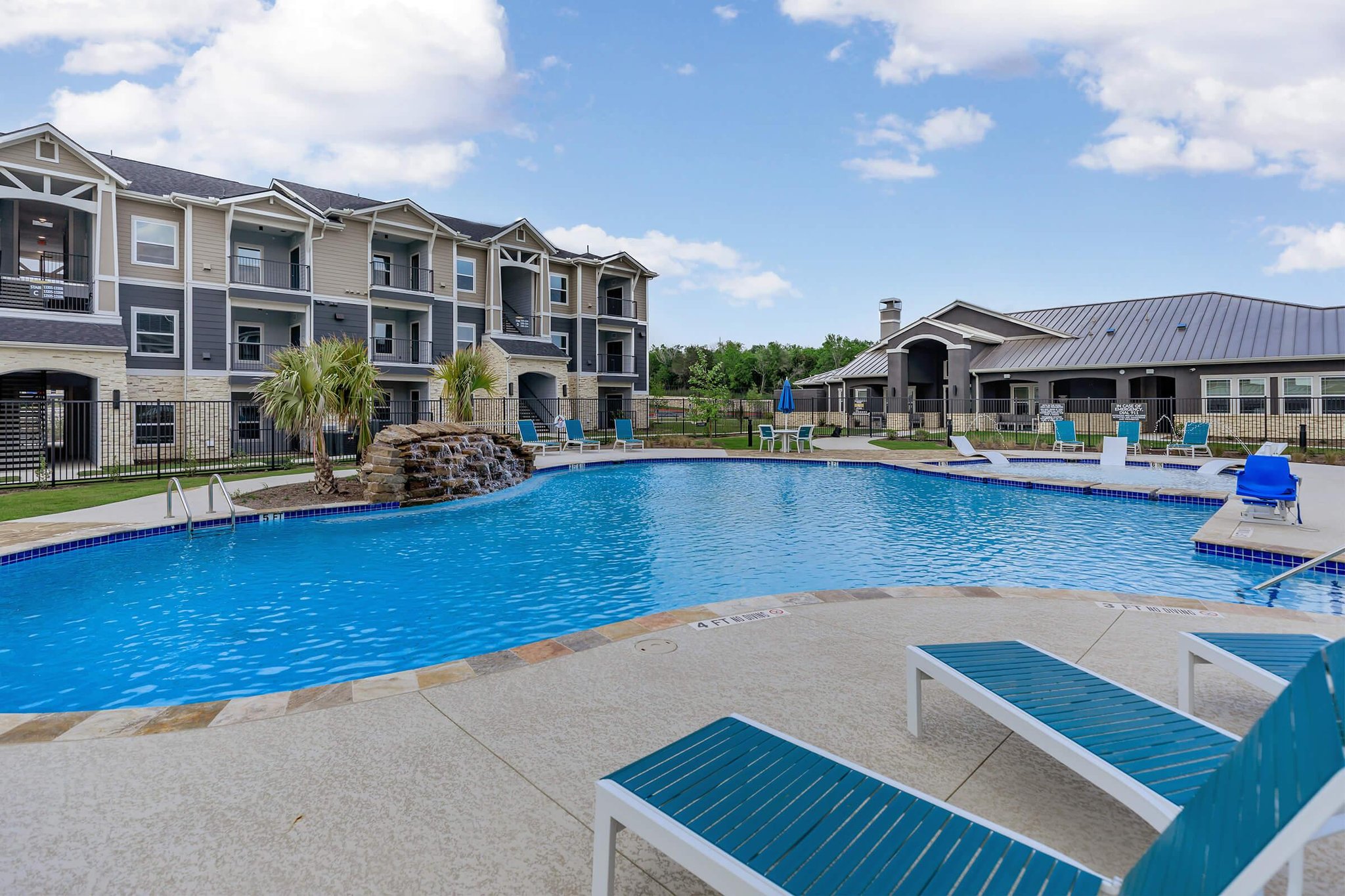 Austin Apartment: 7900 McKinney Falls Pkwy
