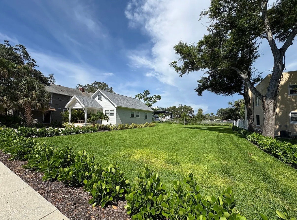 Clearwater House: 701 Oak Ave