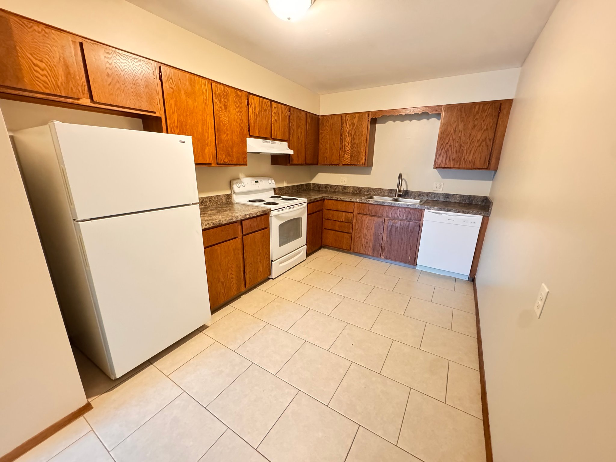 Lincoln Apartment: 830 South 10th Street