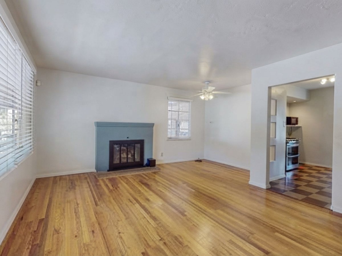 Albuquerque House: 2727 Monterey Ave SE