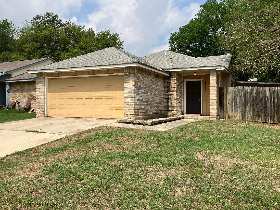 San Antonio House: 11323 Jarbo Pass