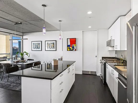 minneapolis Apartment: 45 University Ave SE