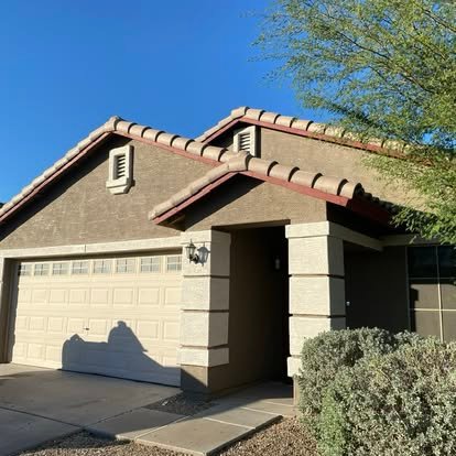 Buckeye House: 25752 W Winslow Ave