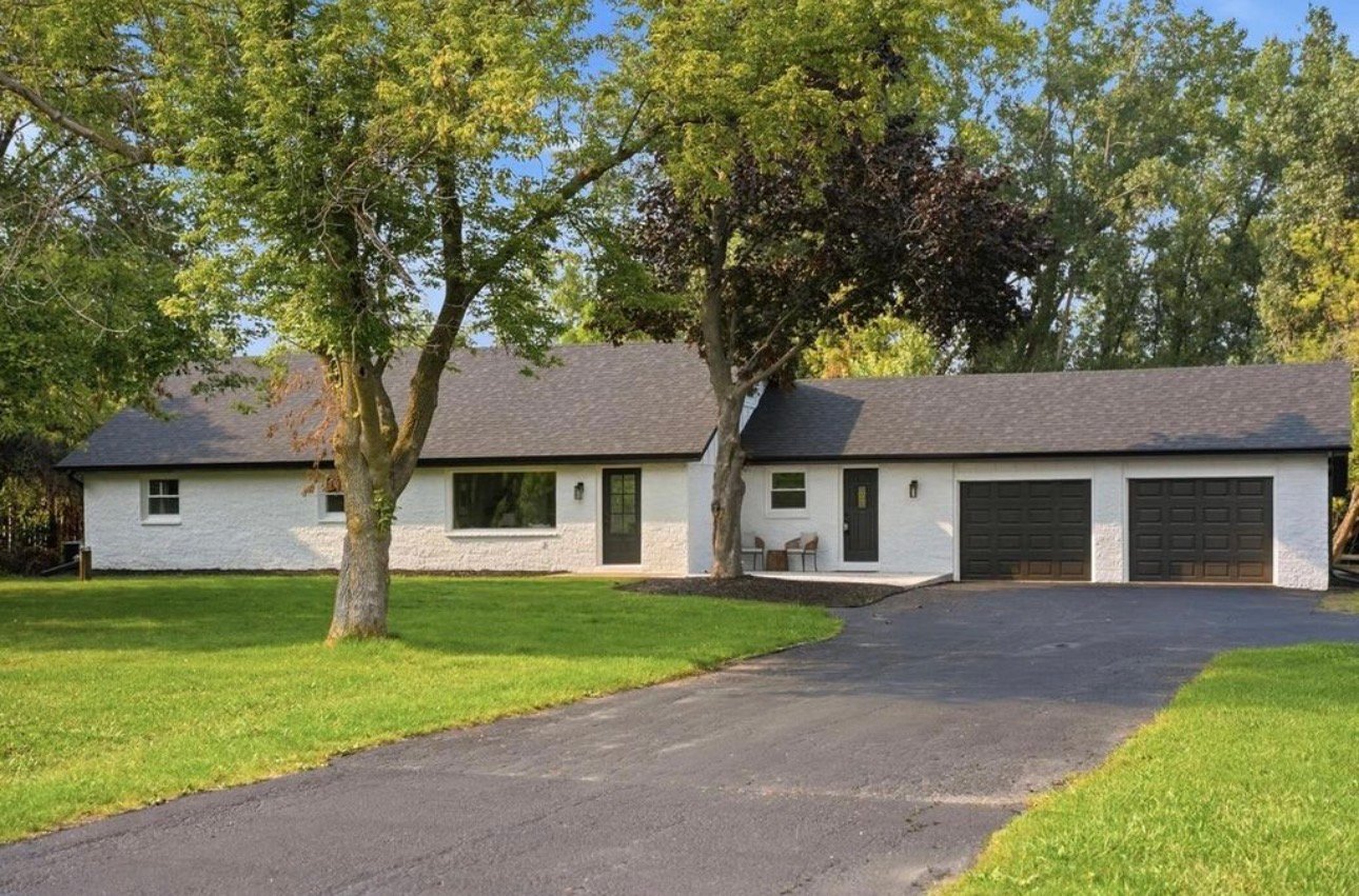 Mequon House: 7526 W County Line Rd.