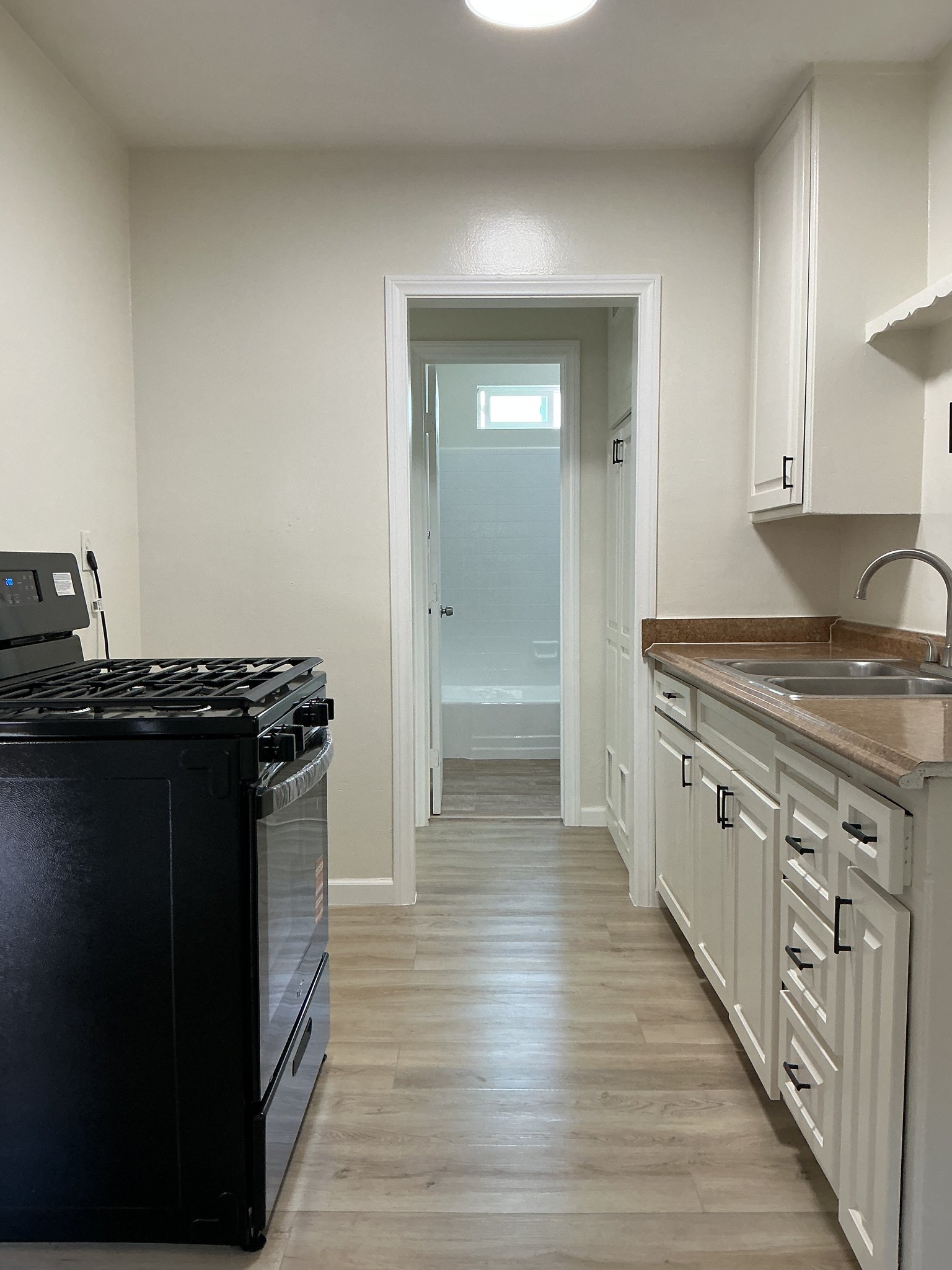 Santa Ana Apartment: 1107 Highland St