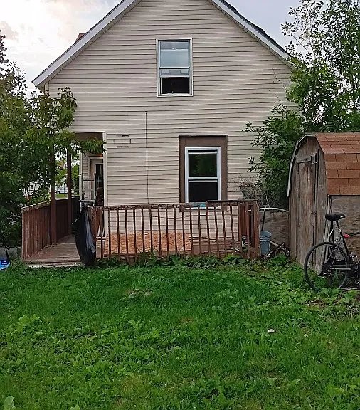 Superior House: 1511 N 13th St