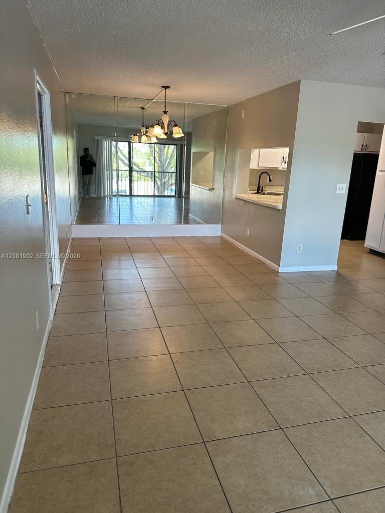 ORLANDO Single Room: 8215 Sun Spring Cr