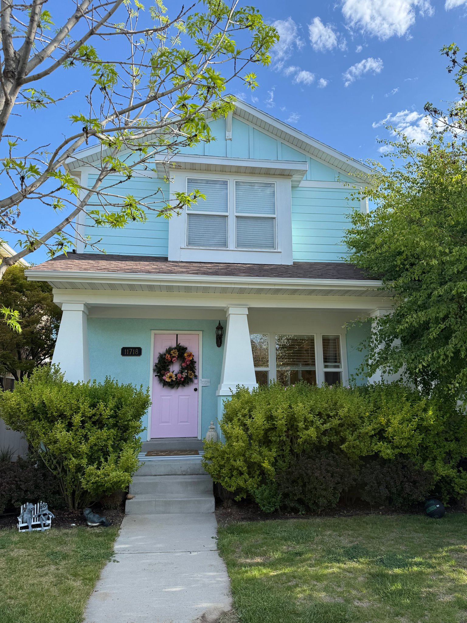 South Jordan House: 11718 S Sun Tea Way