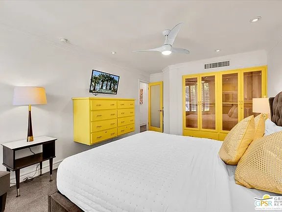 Palm Springs Apartment: 1655 E Palm Canyon Dr Unit 609,