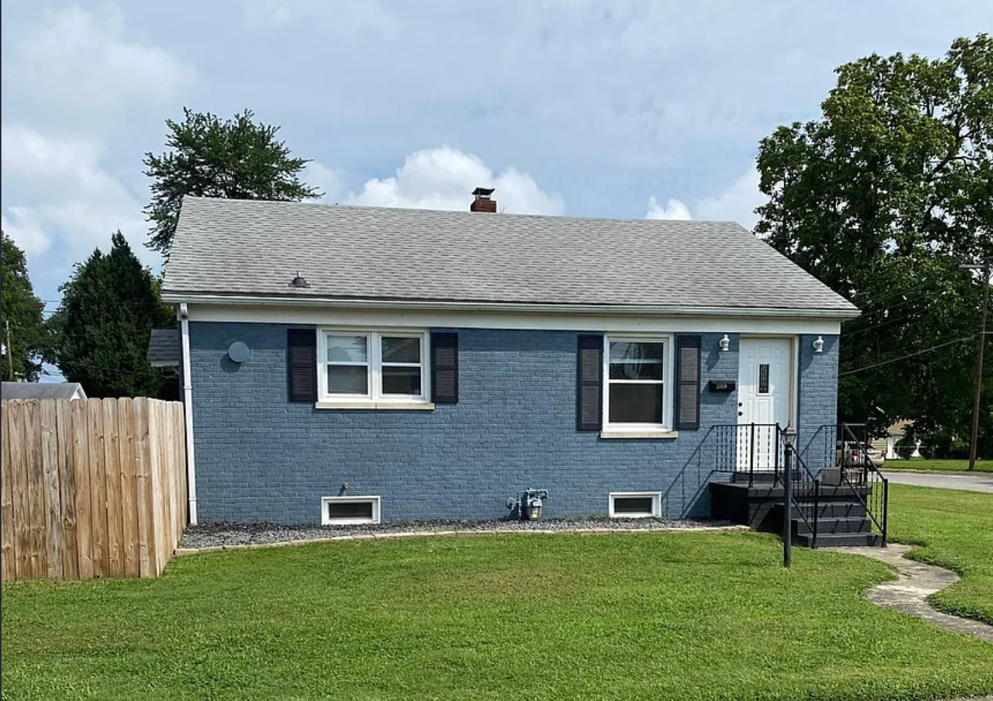 Evansville House: 3010 E Sycamore St.