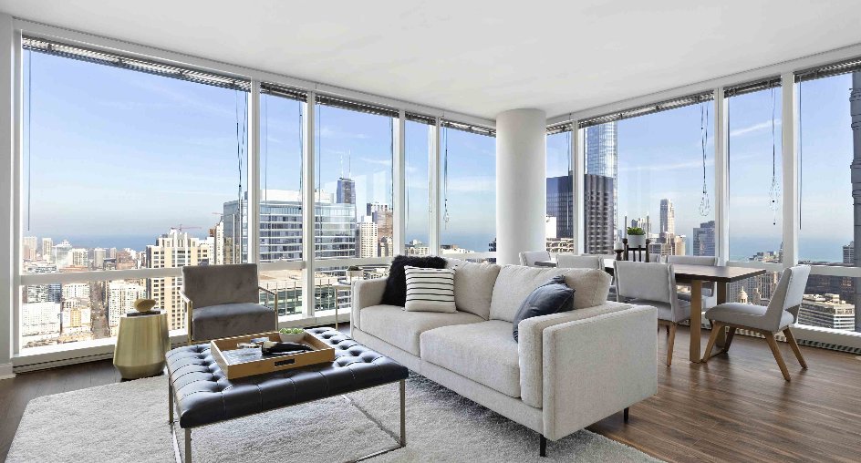 Chicago Condo: 107 W Wacker Dr