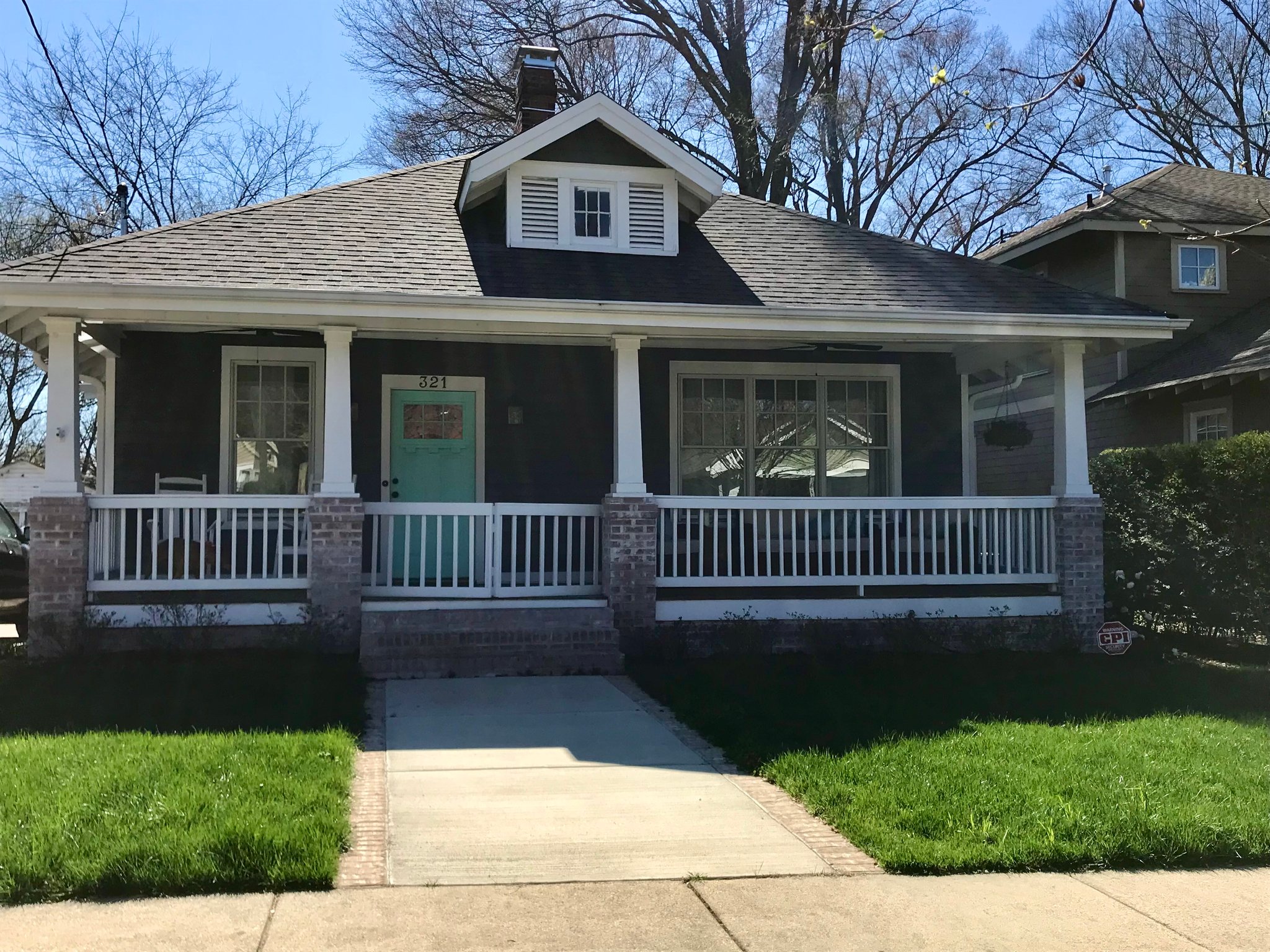 Charlotte House: 321 W Park Ave
