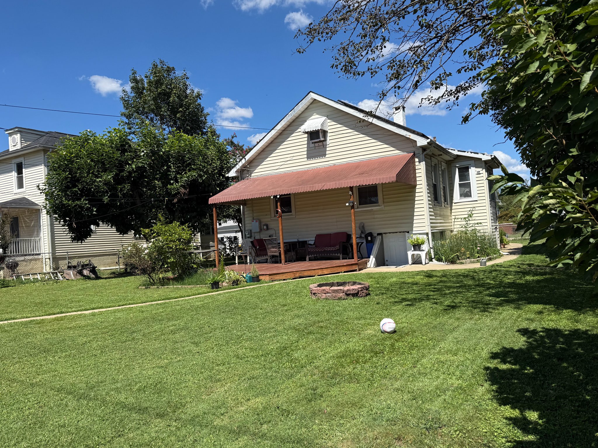 Brooklyn Park Apartment: 9 3rd Ave