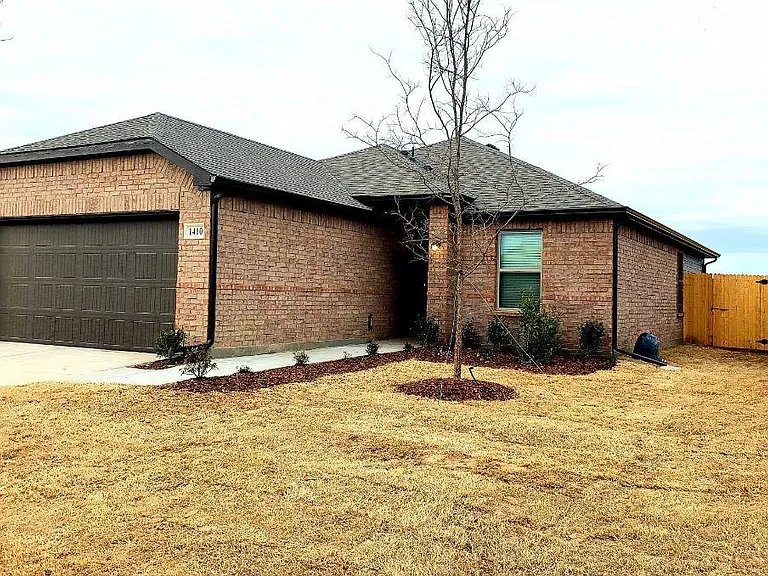 Greenville House: 1410 Brindle Dr