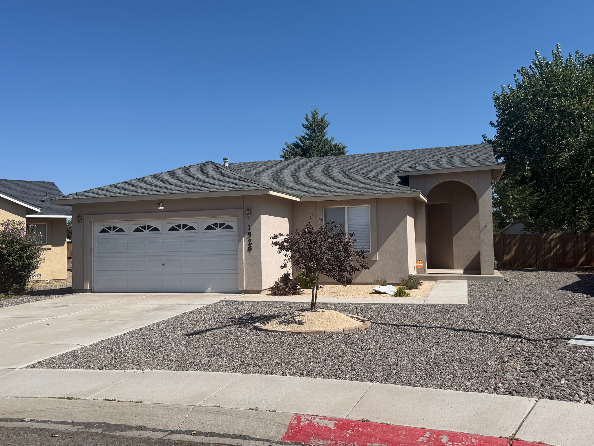 Fernley House: 1526 Golf Ct