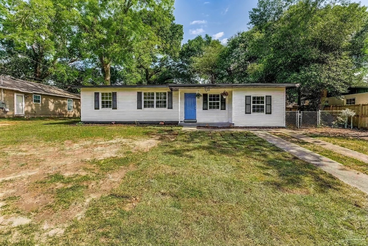 Pensacola House: 919 Clearview Ave