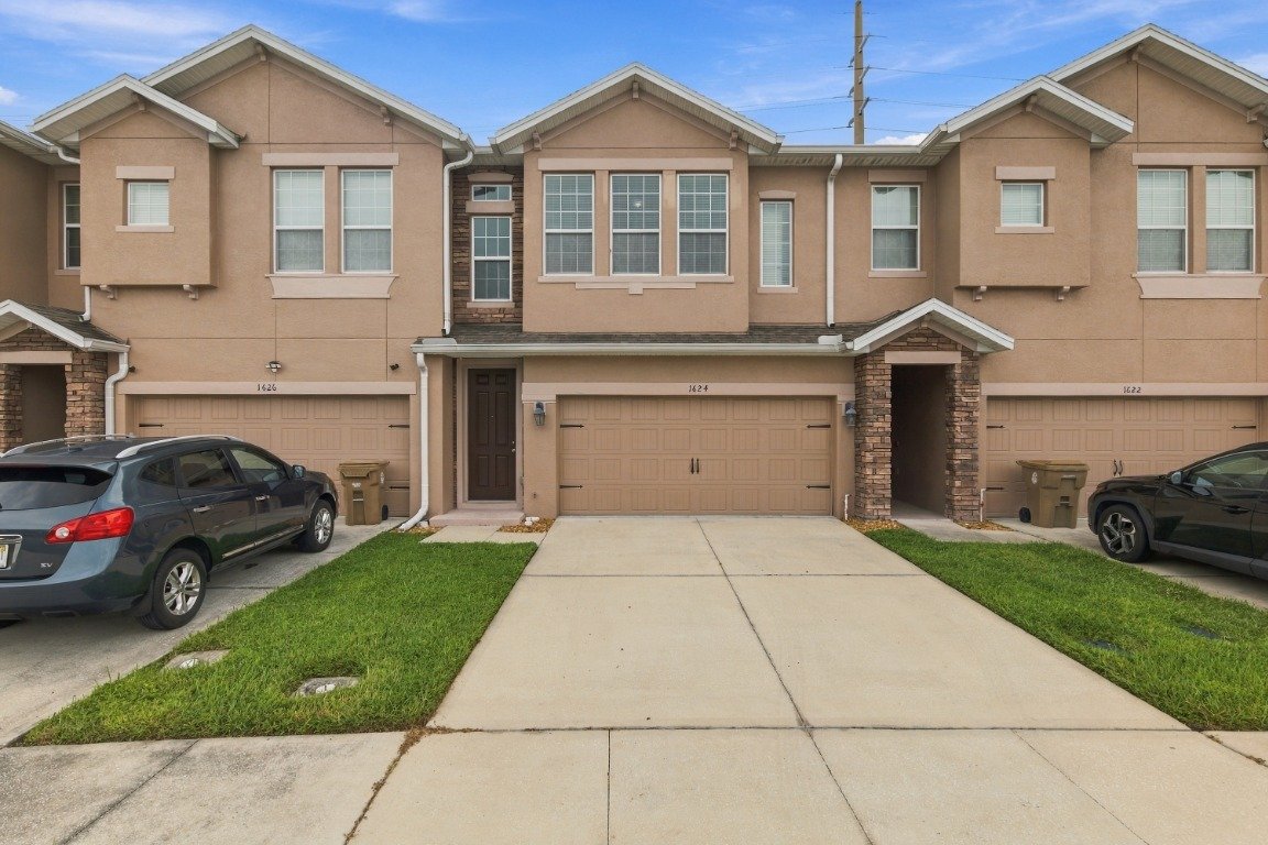 Kissimmee Townhome: 1624 Mohegan Blvd