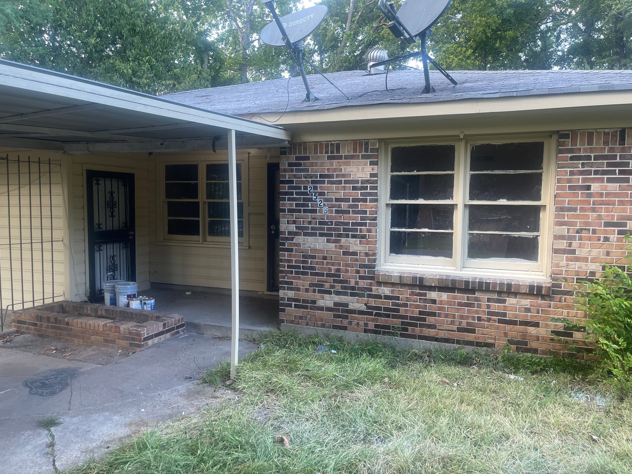 Shreveport House: 2528 attaway