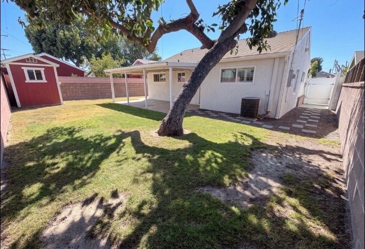 Norwalk House: 11848 Graystone Ave