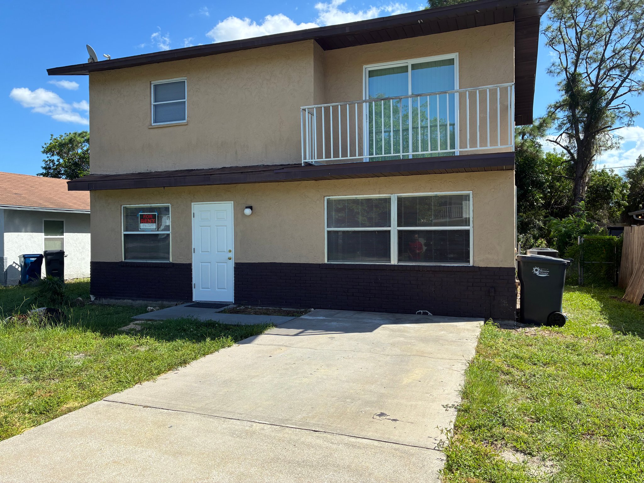 Bradenton House: 714 65th Ave. East