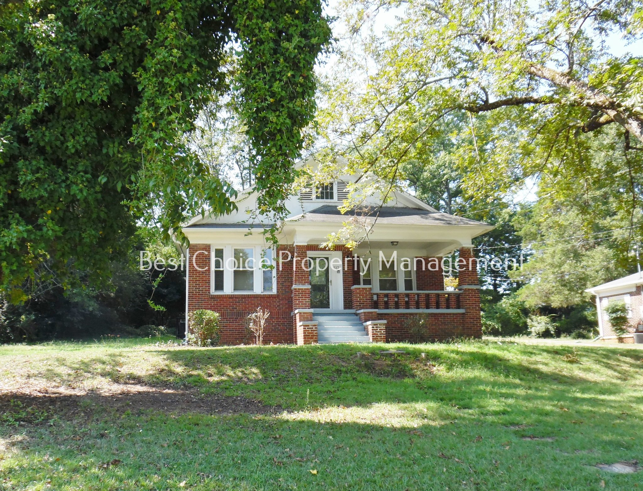 Anderson House: 517 Creswell Ave